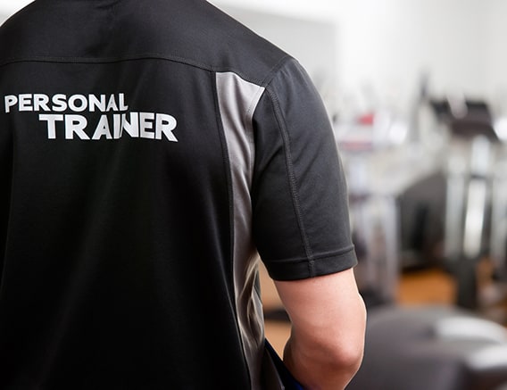 Personal Trainer im Fitnessstudio